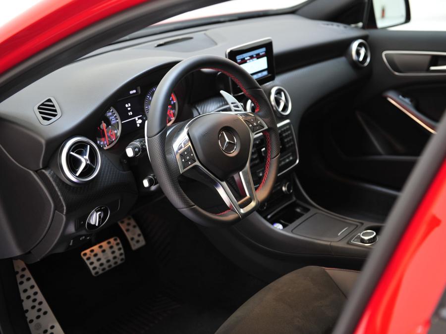  Mercedes-Benz A250 Sport by Brabus 2013 года  (фото 2 из 9)